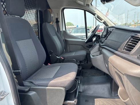Used 2024 Ford Transit 250 Low Roof w/ Exterior Upgrade Package image 9
