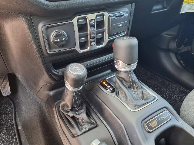 New 2026 Jeep Wrangler Unlimited Sport AWD/4WD image 21