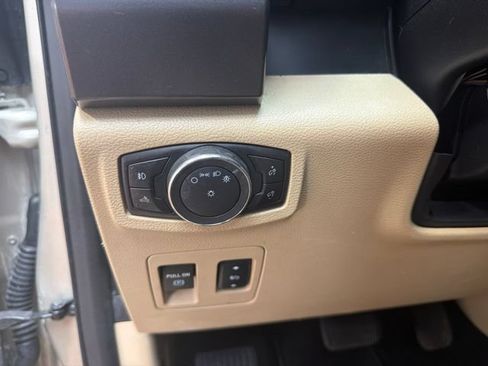 Used 2018 Ford F150 XLT w/ Equipment Group 302A Luxury AWD/4WD image 23