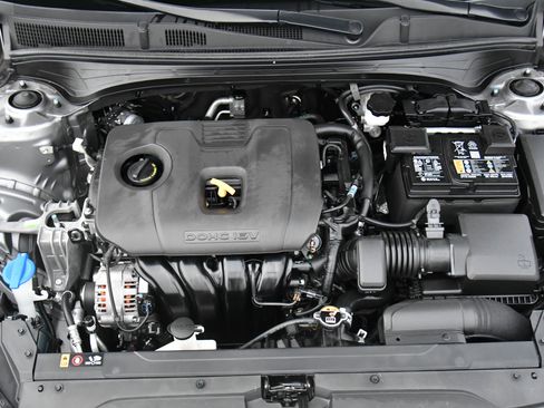 Used 2023 Kia Forte LXS image 37