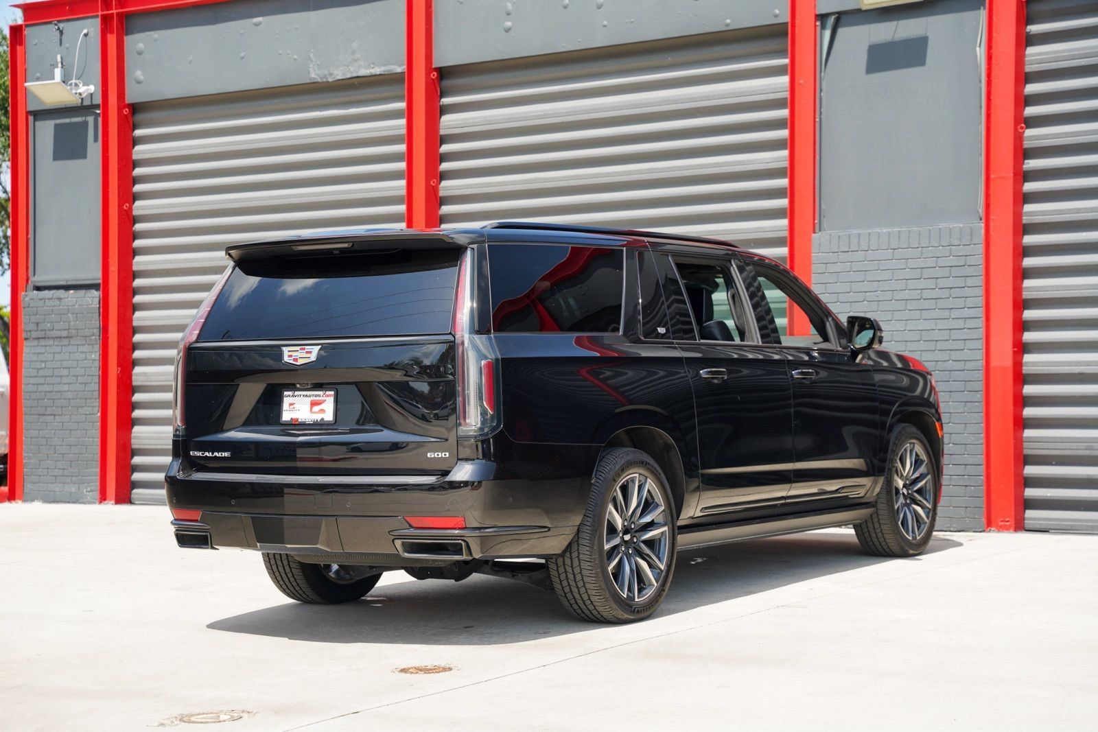 Used 2024 Cadillac Escalade ESV Sport Platinum AWD/4WD image 6