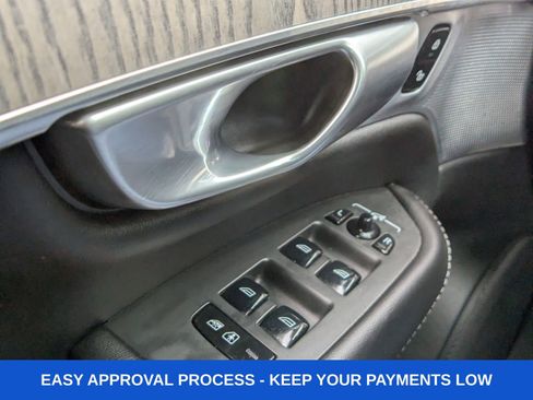Used 2024 Volvo XC90 B6 Ultimate w/ Lounge Package image 30
