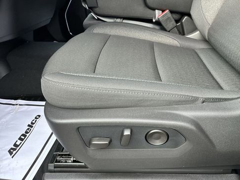 New 2026 GMC Sierra 1500 Elevation image 12