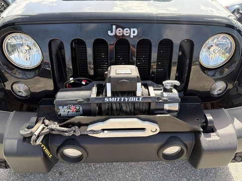 Used 2017 Jeep Wrangler Sport w/ Quick Order Package 24S AWD/4WD image 9
