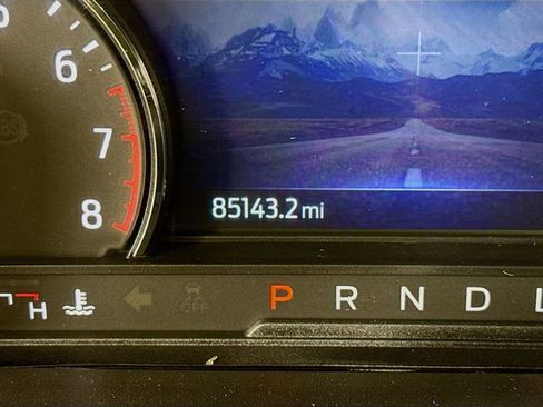 Certified 2022 Ford Explorer Limited w/ Equipment Group 301A image 12