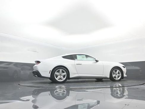 New 2026 Ford Mustang Coupe image 31