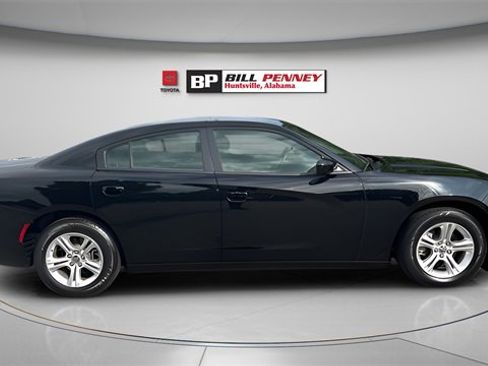 Used 2023 Dodge Charger SXT image 6