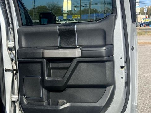 Used 2019 Ford F150 Platinum RWD image 12