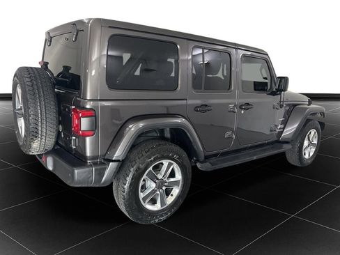 Used 2021 Jeep Wrangler Unlimited Sahara AWD/4WD image 5