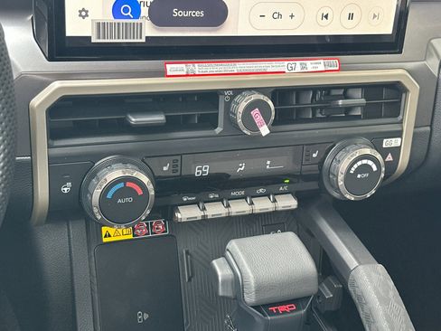 New 2026 Toyota Tacoma TRD Off-Road image 18