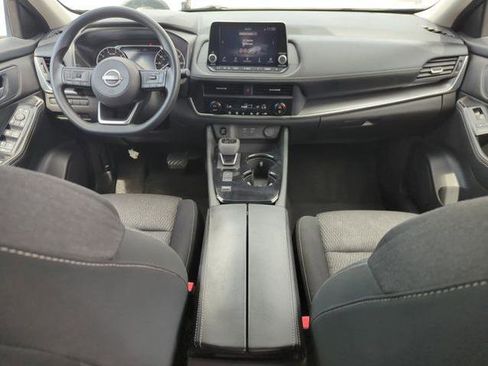 Certified 2024 Nissan Rogue SV image 25