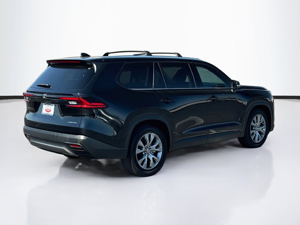 Used 2025 Toyota Grand Highlander FWD image 5