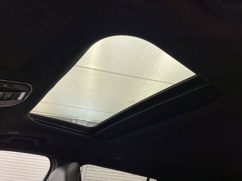 New 2025 Jeep Grand Cherokee L Altitude image 12