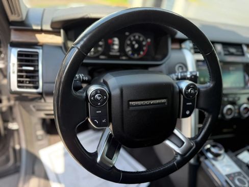 Used 2018 Land Rover Discovery HSE Luxury AWD/4WD image 21