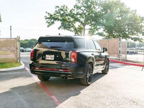 Used 2025 Hyundai Palisade Calligraphy image 7