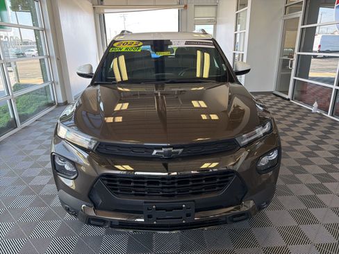 Used 2022 Chevrolet TrailBlazer ACTIV w/ Sun and Liftgate Package image 2
