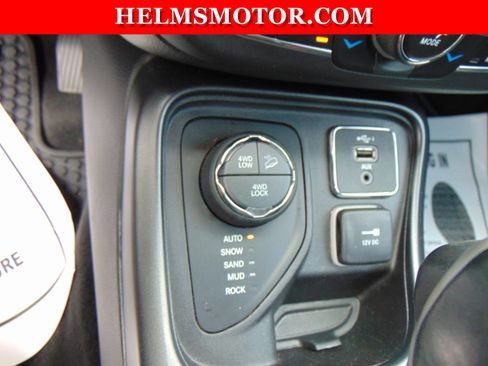 Certified 2019 Jeep Compass Trailhawk image 25