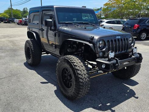 Used 2016 Jeep Wrangler Sport AWD/4WD image 3