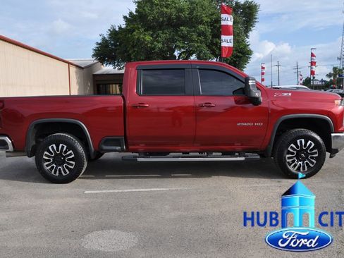 Used 2024 Chevrolet Silverado 2500 LT w/ All Star Edition AWD/4WD image 6