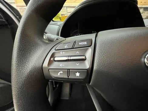 Used 2023 Hyundai Kona SEL w/ Cargo Package AWD/4WD image 21