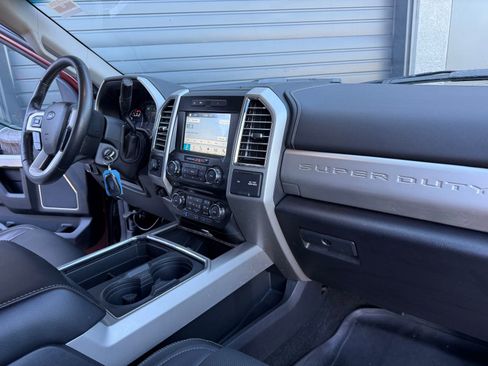 Used 2017 Ford F350 Lariat w/ Chrome Package image 14