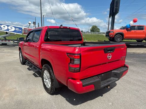 Used 2023 Nissan Frontier SV w/ SV Convenience Package AWD/4WD image 12