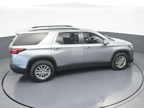 Used 2023 Chevrolet Traverse LT FWD image 55
