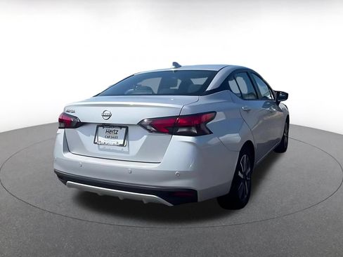 Used 2025 Nissan Versa SV FWD image 14