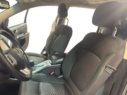 Used 2011 Dodge Journey Crew image 14