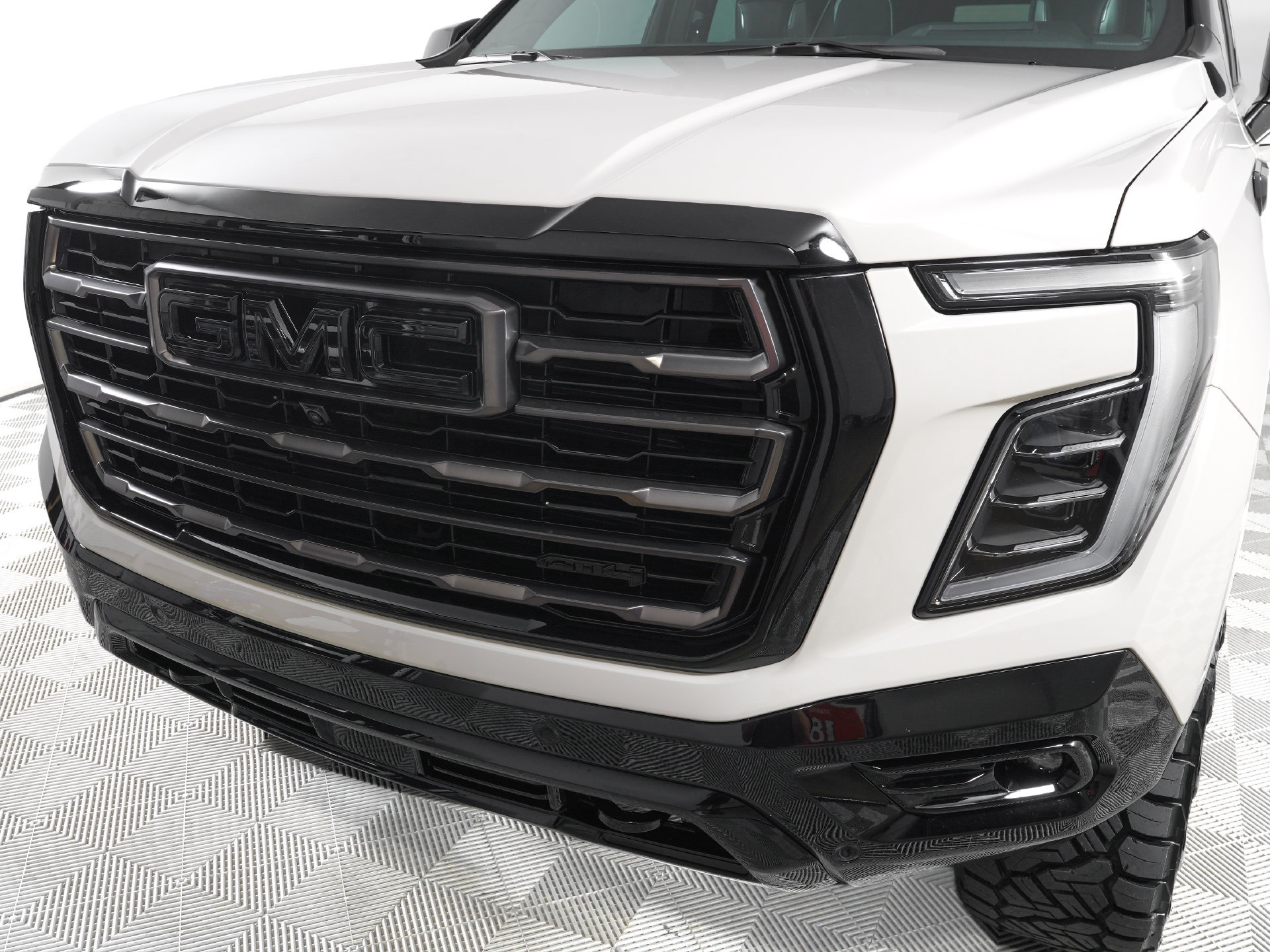 Used 2027 GMC Yukon XL AT4 Ultimate AWD/4WD image 35
