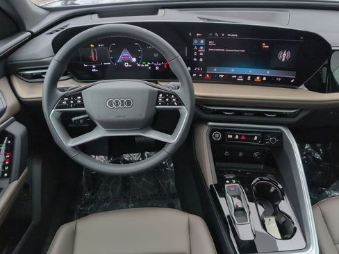 New 2025 Audi Q5 Premium Plus image 13