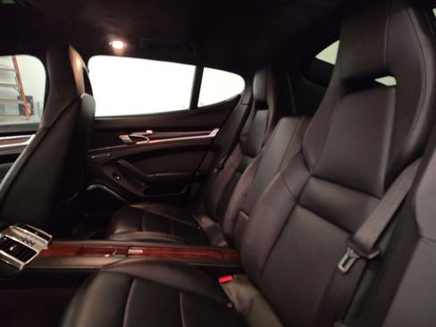 Used 2012 Porsche Panamera Turbo S image 27