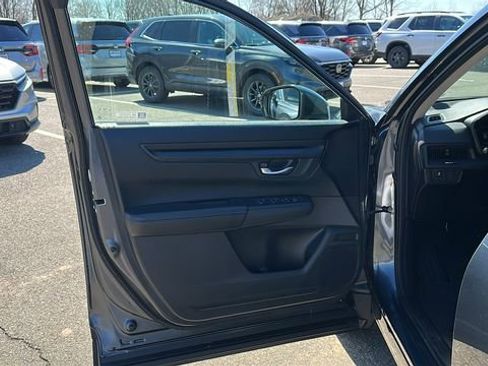 Used 2024 Honda CR-V EX image 8