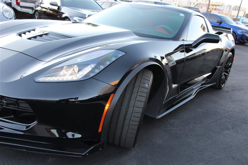 Used 2018 Chevrolet Corvette Z06 RWD image 46