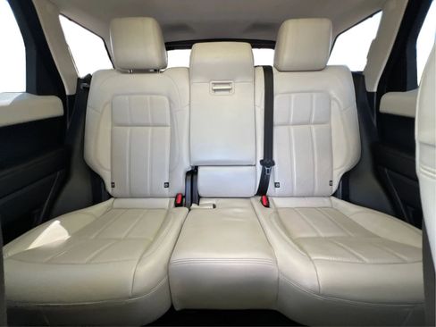 Used 2018 Land Rover Range Rover Sport HSE AWD/4WD image 19