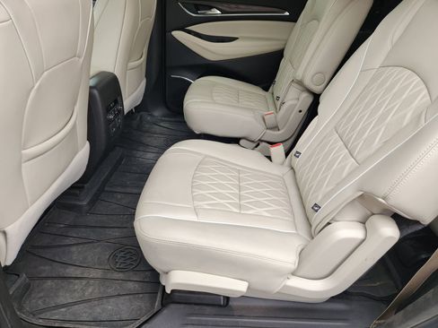 Used 2024 Buick Enclave Avenir w/ Avenir Technology Package image 33