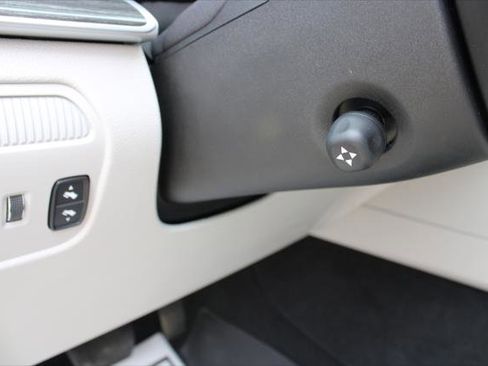 Certified 2023 Jeep Wagoneer Series II w/ Convenience Group I image 25