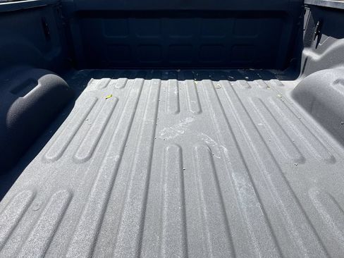 Used 2024 RAM 2500 Laramie AWD/4WD image 9