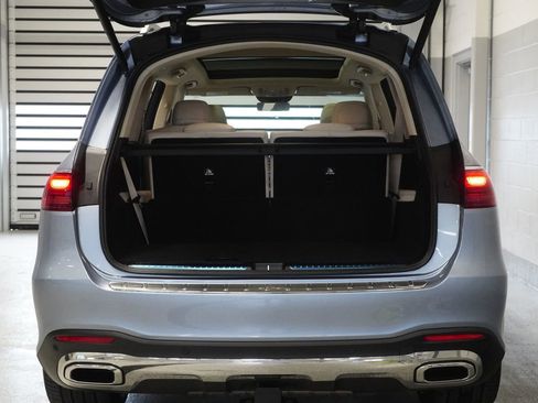 New 2026 Mercedes-Benz GLS 450 4MATIC image 34