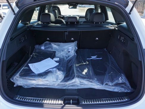 New 2026 Mercedes-Benz GLC 43 AMG 4MATIC image 19