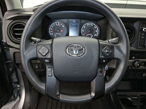 Used 2019 Toyota Tacoma SR w/ SR Convenience Package image 6