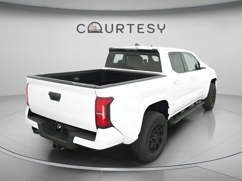 Certified 2024 Toyota Tacoma SR5 w/ SR5 Upgrade Package image 20