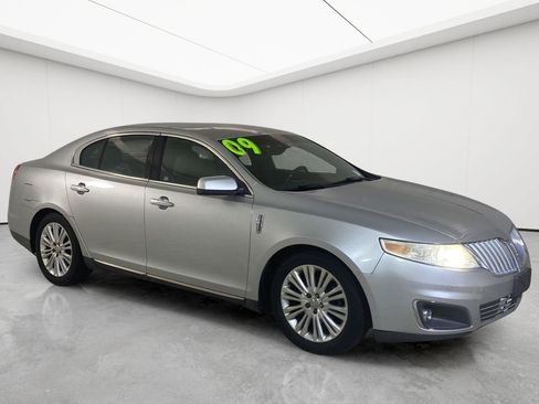 Used 2009 Lincoln MKS AWD image 2