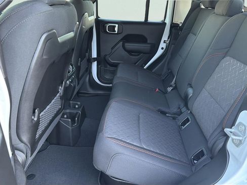 New 2026 Jeep Gladiator Mojave image 23