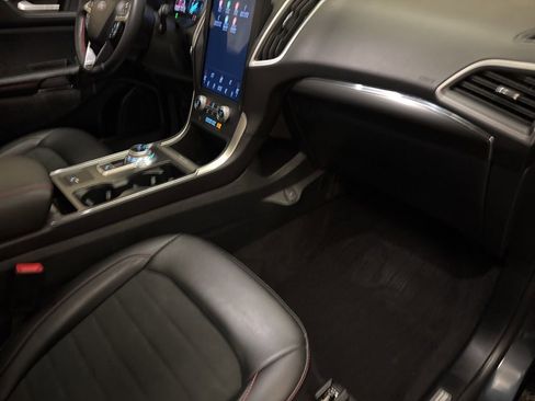 Used 2023 Ford Edge ST-Line image 24