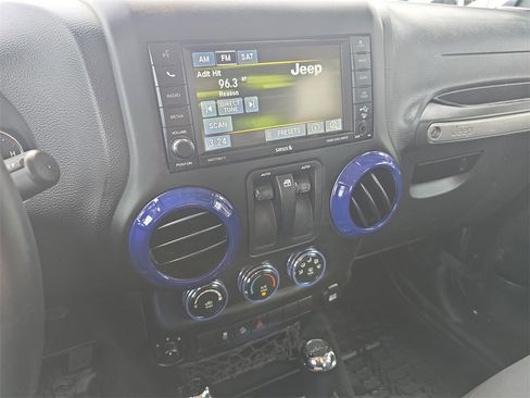 Used 2017 Jeep Wrangler Sport w/ Quick Order Package 24S image 18