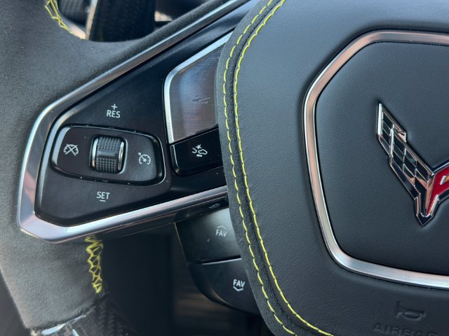 Used 2026 Chevrolet Corvette Z06 RWD image 38