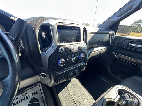 Used 2022 GMC Sierra 1500 Elevation w/ LPO, Elevation Black Package image 13