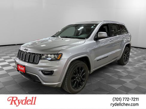 Used 2020 Jeep Grand Cherokee Altitude AWD/4WD image 1