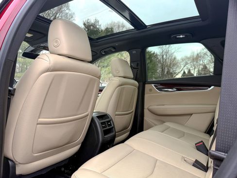 Used 2018 Cadillac XT5 Luxury w/ Driver Awareness Package image 34